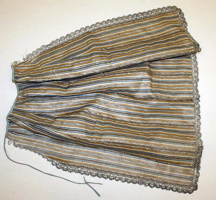 Apron — Unknown