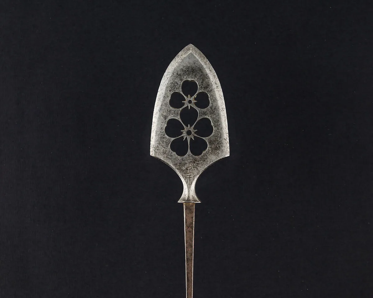Arrowhead (<i>Yanone</i>) — Unknown