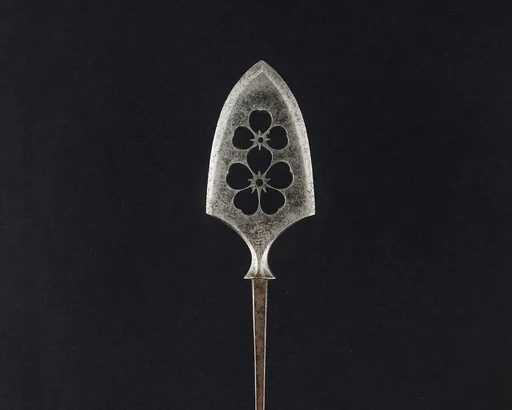 Arrowhead (<i>Yanone</i>)