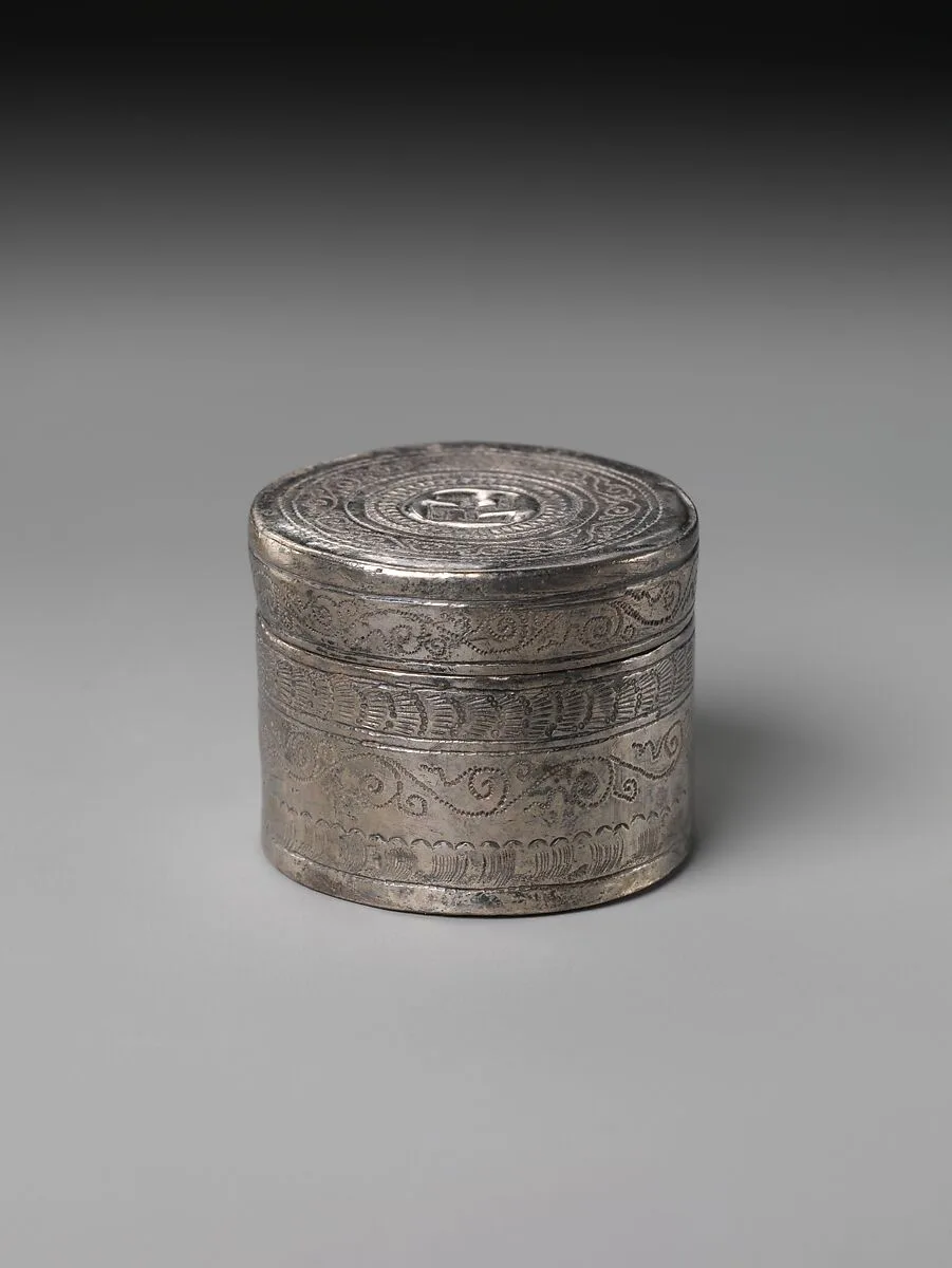 은제 합 고려|銀製盒 高麗|Covered box — Unknown