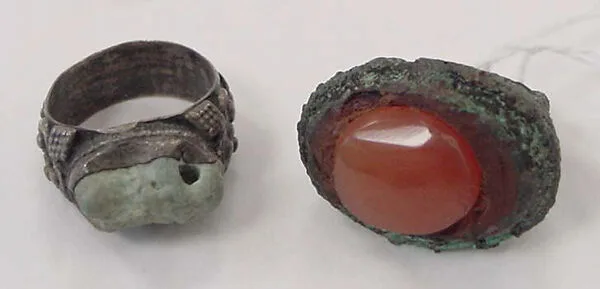 Jewelry set — Unknown