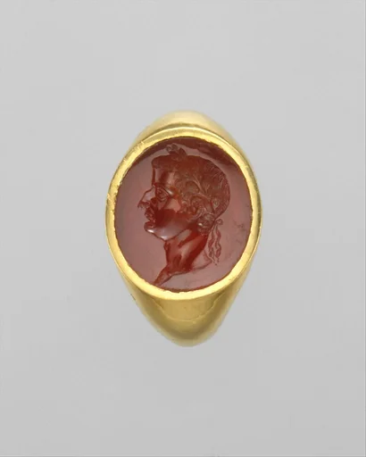 Gold ring with carnelian intaglio portrait of Tiberius