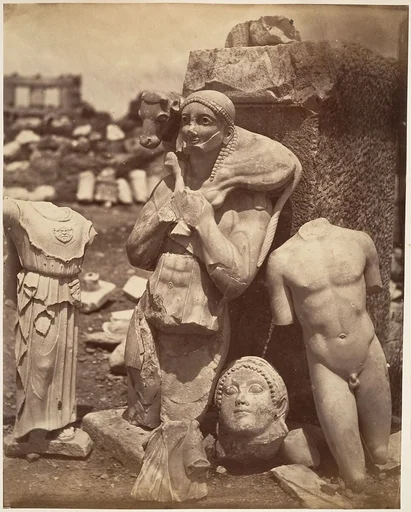 [The Calf-Bearer and the Kritios Boy Shortly After Exhumation on the Acropolis]; Danseuse du Temple de Bacchus