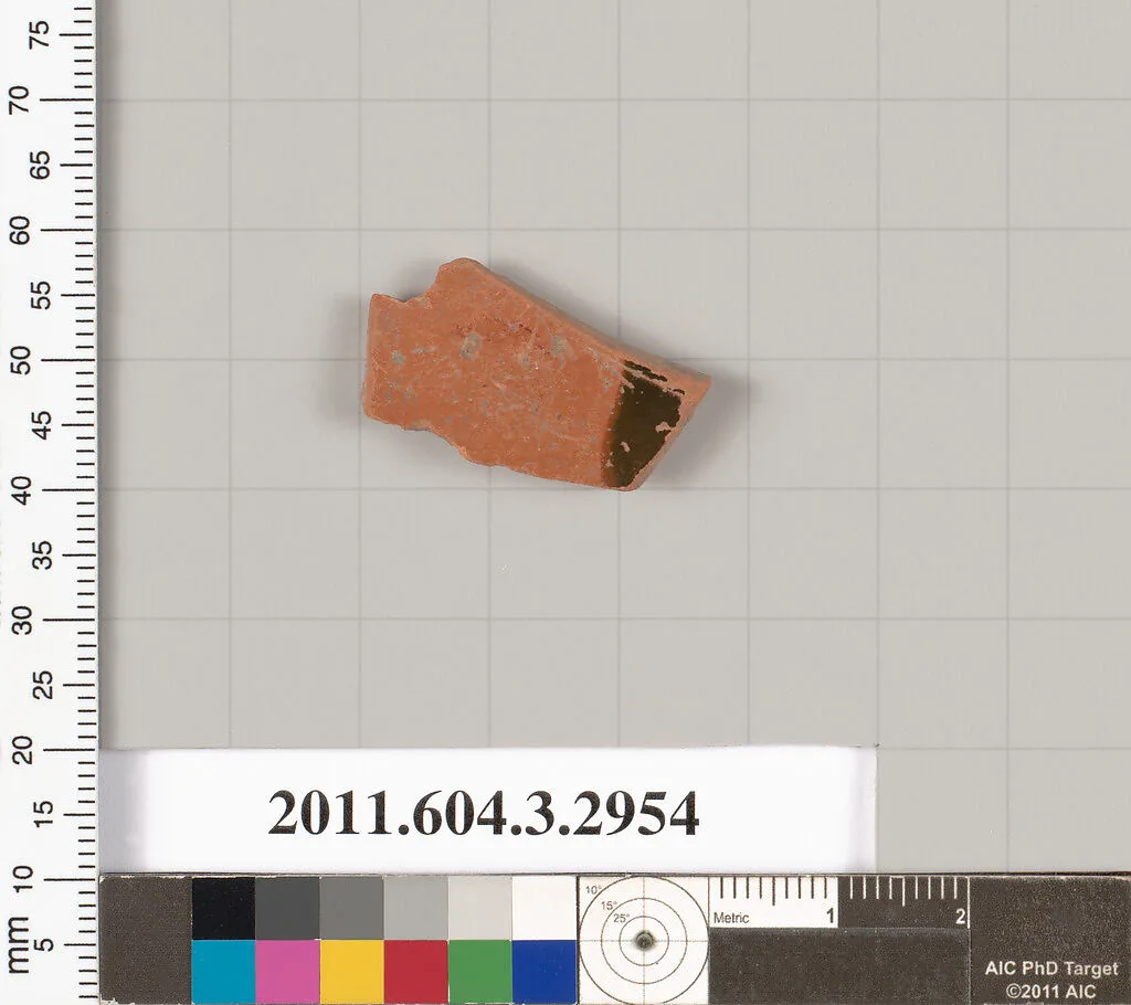 Terracotta fragment of a closed shape — Unknown