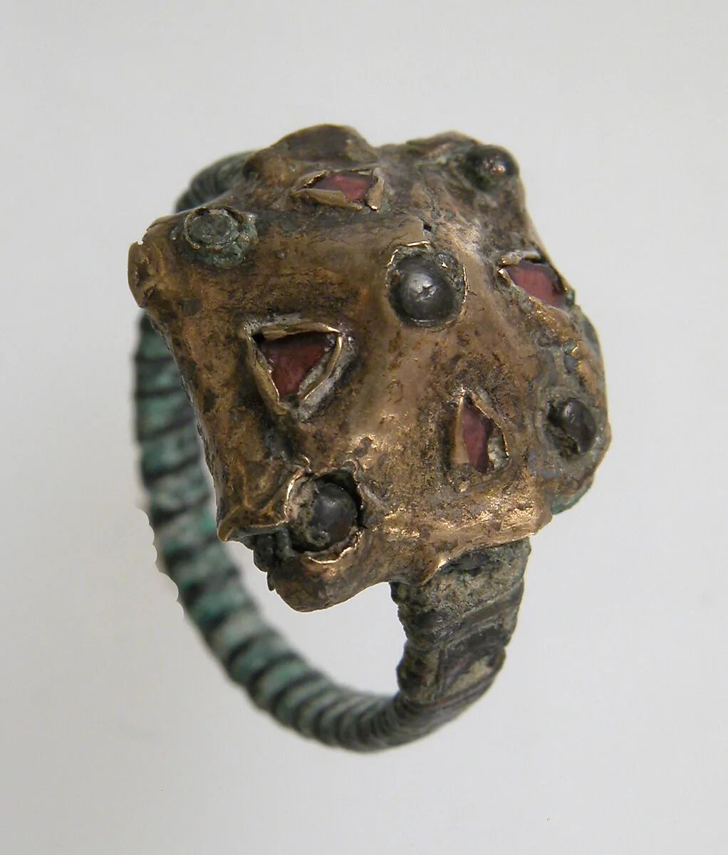 Finger Ring — Unknown