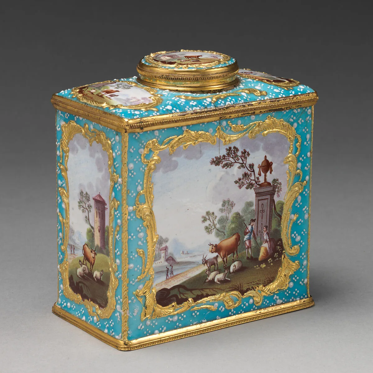 Tea caddy (one of a pair) — Unknown