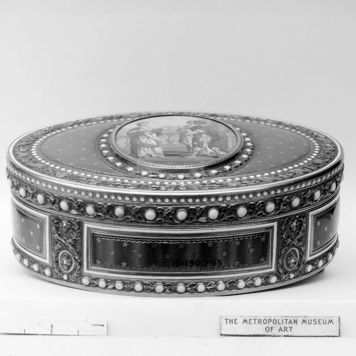 Snuffbox with miniature depicting a classical subject — Joseph Etienne Blerzy