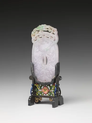 清 翡翠仿古璧|Ornament in the shape of an archaic jade disk