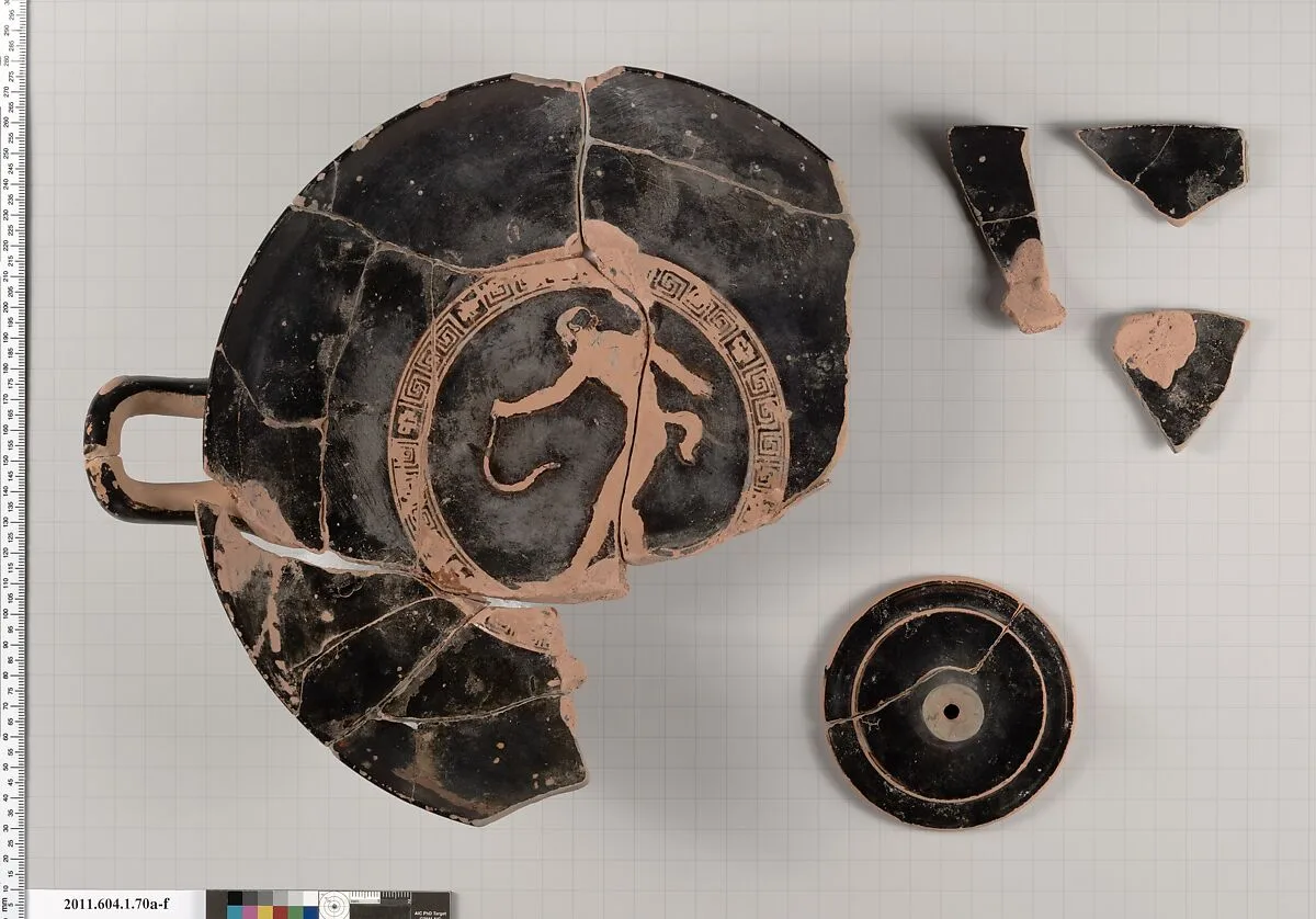 Terracotta fragments of a kylix (drinking cup) — Unknown