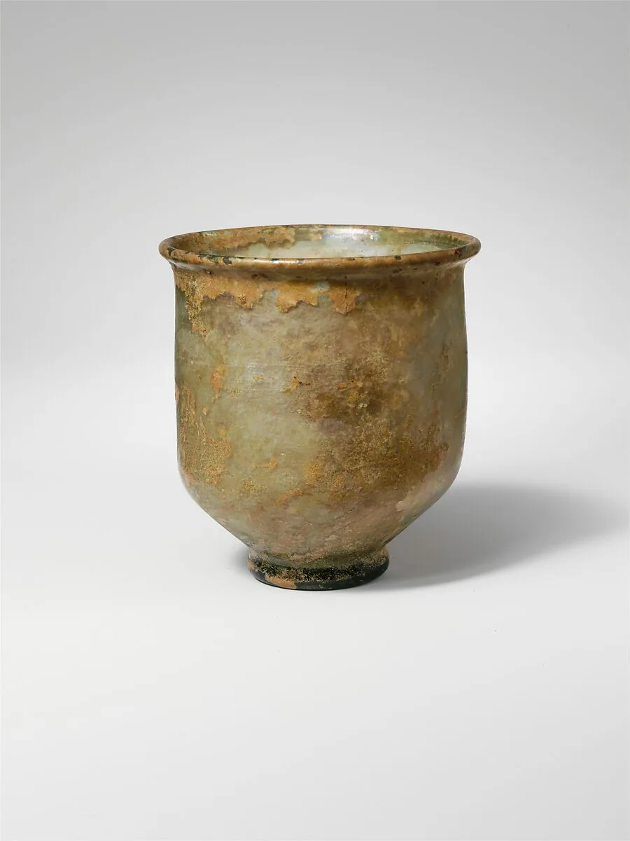 Glass beaker — Unknown