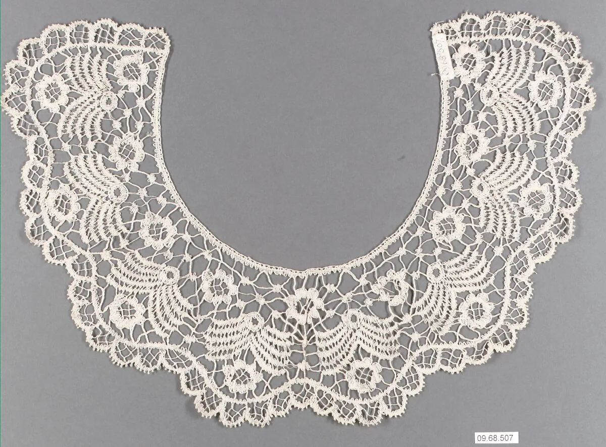 Collar — Unknown