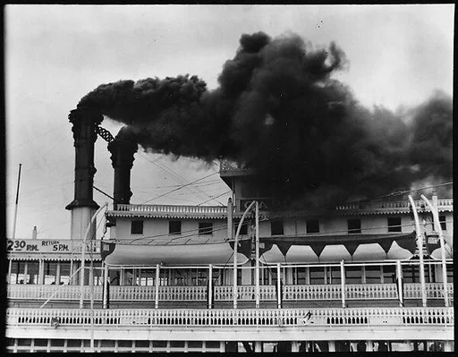 [Steamboat Capitol, New Orleans, Louisiana]