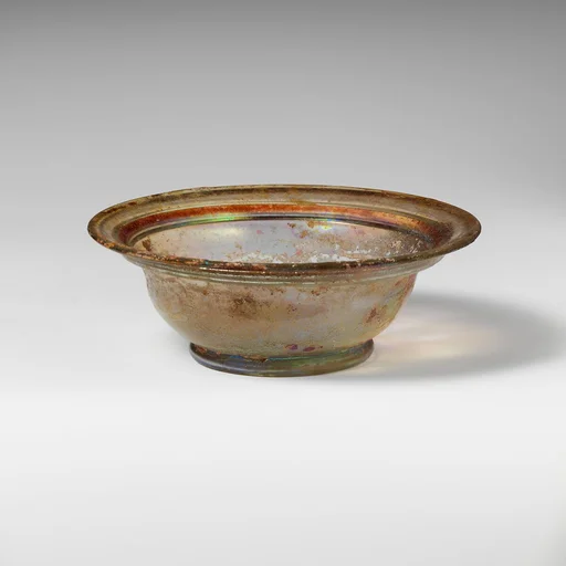 Glass bowl