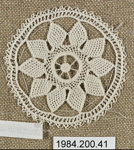 Small roundel