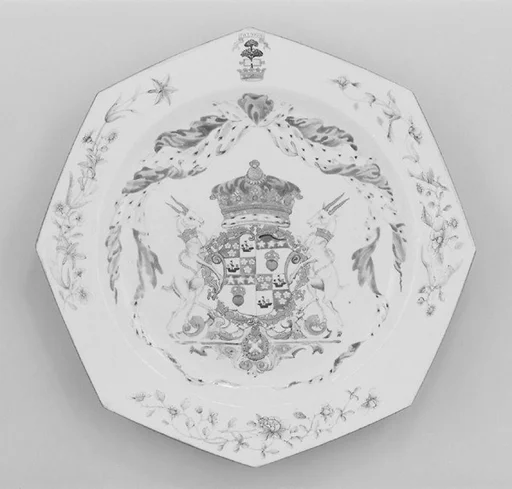 Dish (part of a service)