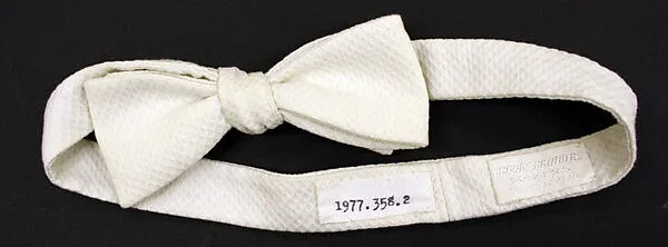 Bow tie — Abraham & Straus