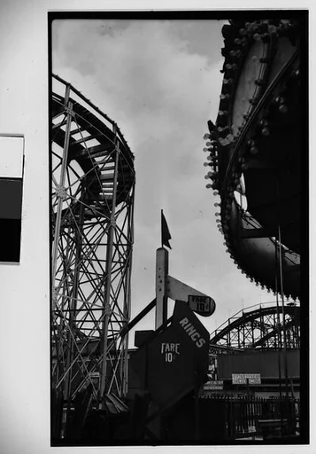 [Coney Island Rides, New York]