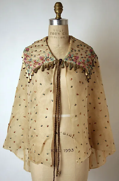 Cape — Elsa Schiaparelli