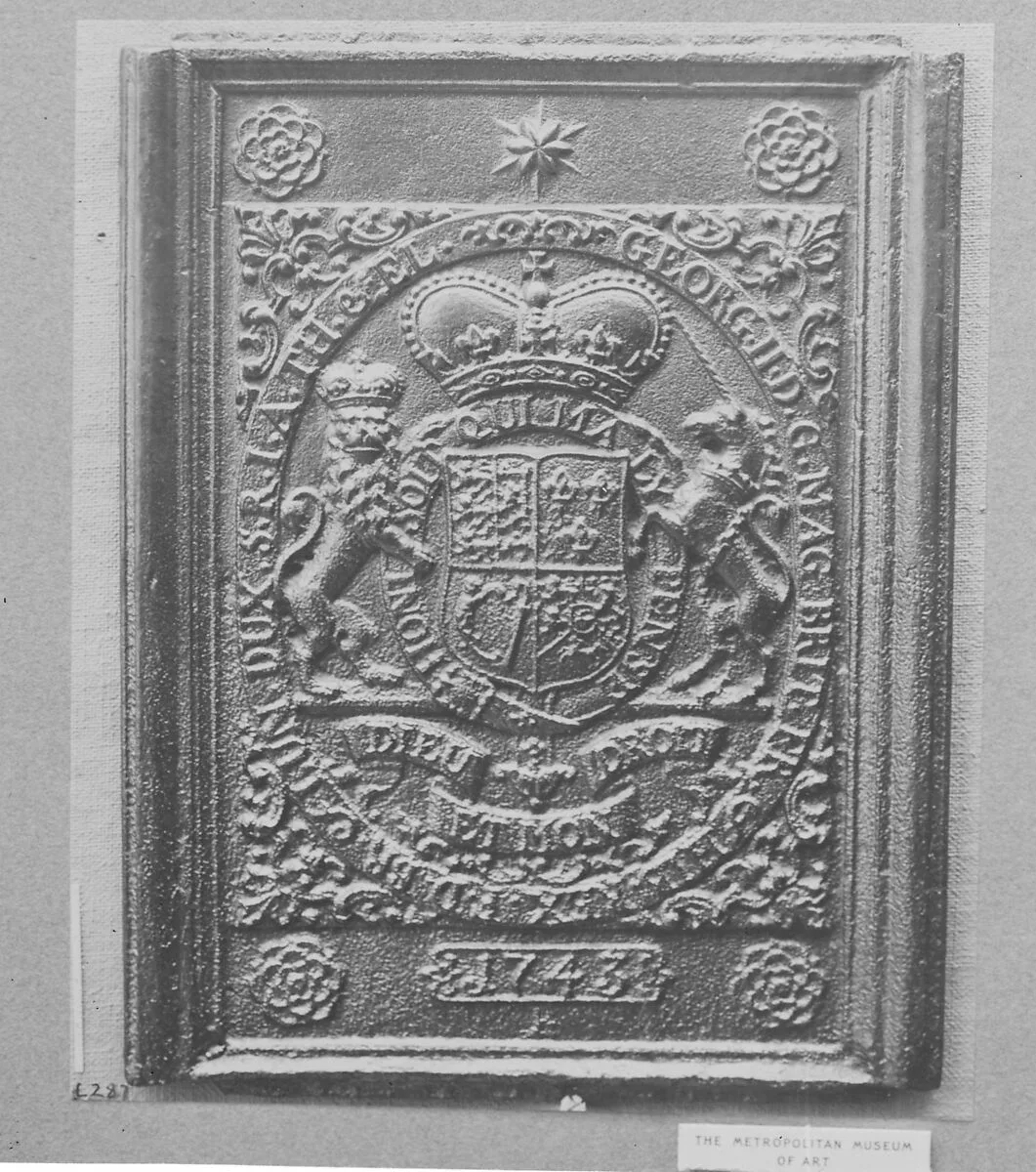 Stove plate with the royal arms of George II — Unknown