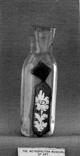 Miniature bottle