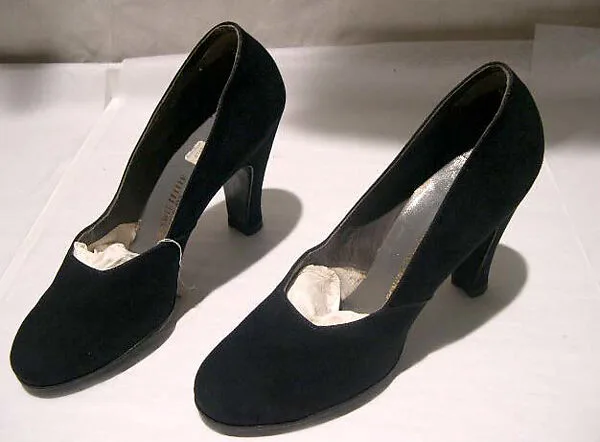 Shoes — Unknown