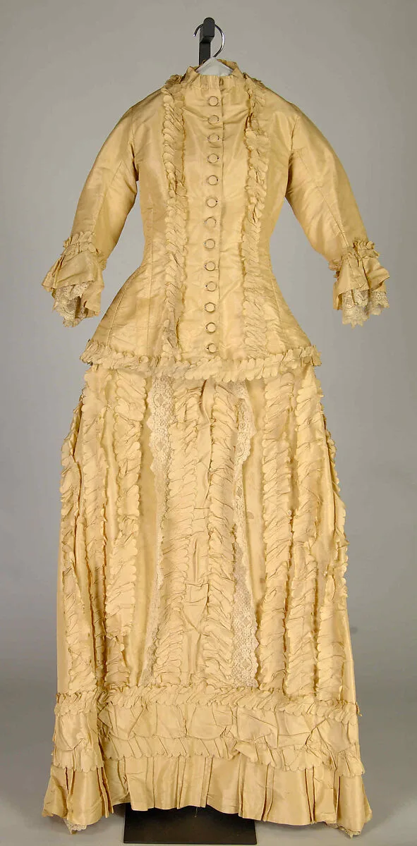 Wedding Dress — Unknown