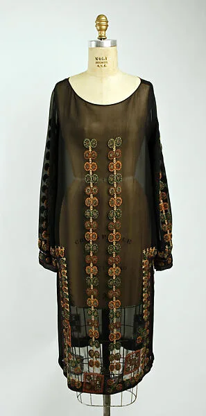 Evening dress — Unknown