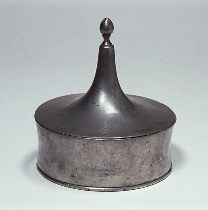 Tobacco box — H. van Lingen
