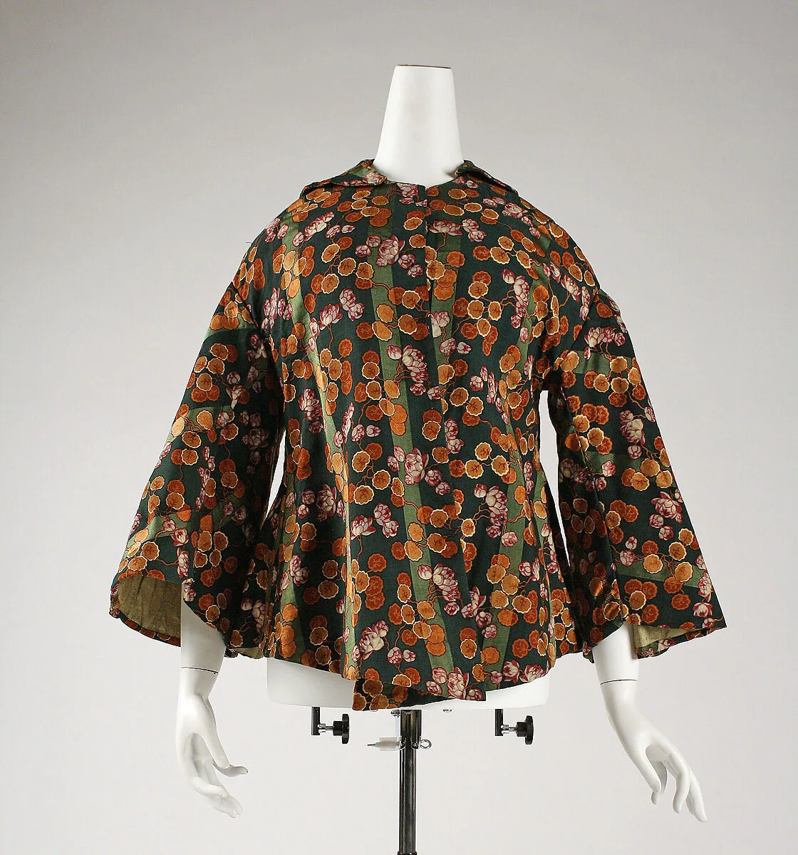 Dressing jacket — Unknown