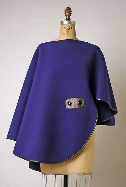 Poncho — Pierre Cardin