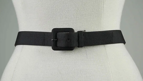 Cocktail belt — Unknown