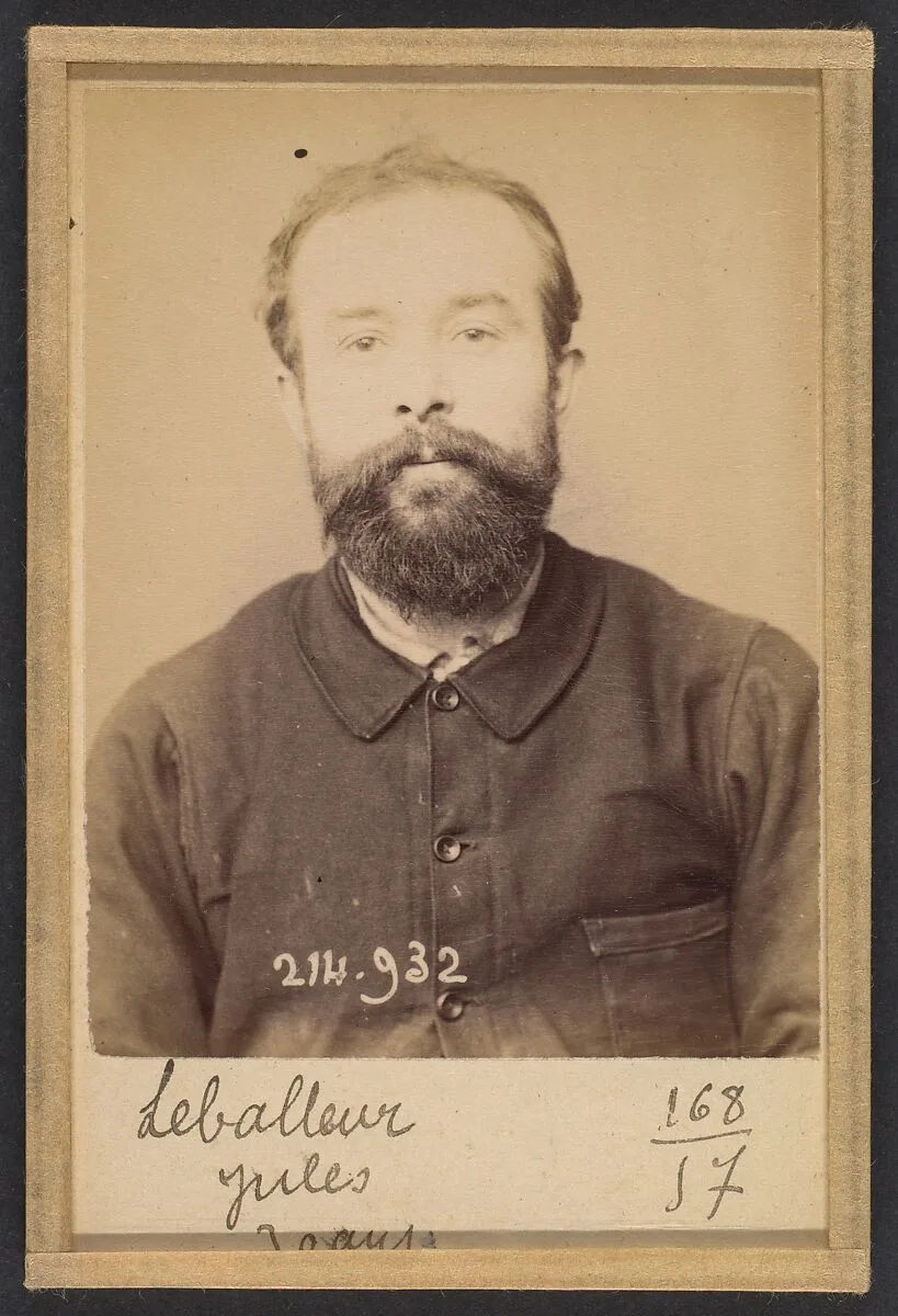 Leballeur. Jules, Léon. 29 (ou 30) ans, né à Rouissé Jassée (Sarthe). Cordonnier. Anarchiste. 1/3/94. — Alphonse Bertillon