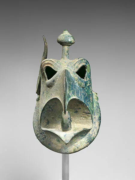 Bronze head of a griffin — Unknown