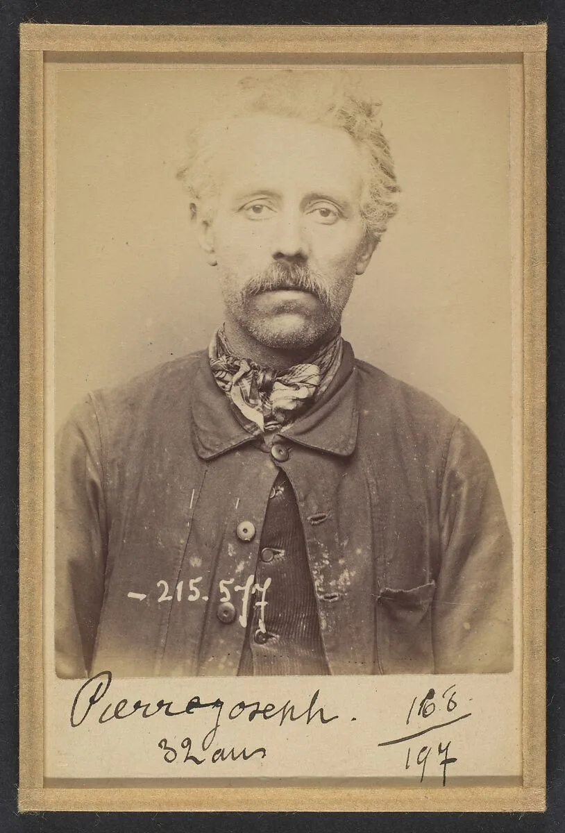 Pierre. Joseph, Adrien. 42 ans, né à Rouen (Seine-Inférieure). Canneleur de chaises. Anarchiste. 12/3/94. — Alphonse Bertillon