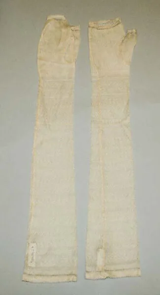 Mitts — Unknown