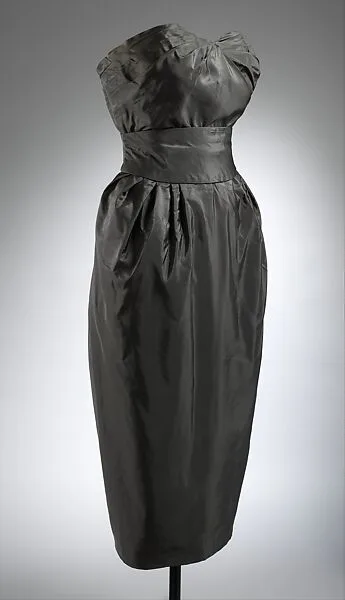 Dinner dress — Christian Dior|House of Dior