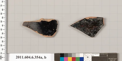 Terracotta fragments of closed shapes