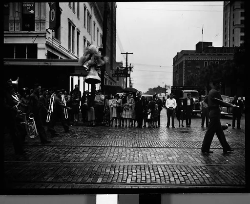 [Street Scene, Tampa, Florida]
