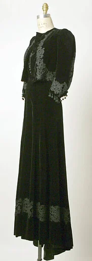 Evening ensemble