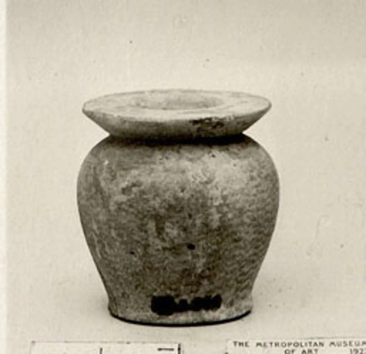 Kohl pot — Unknown