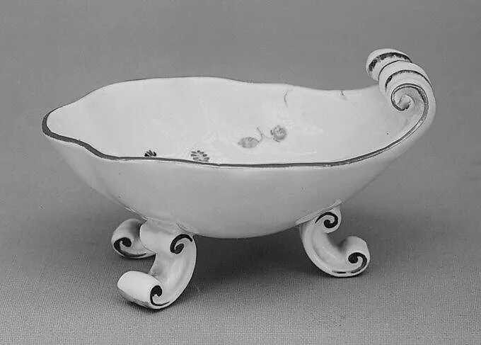 Saltcellar — Höchst Manufactory