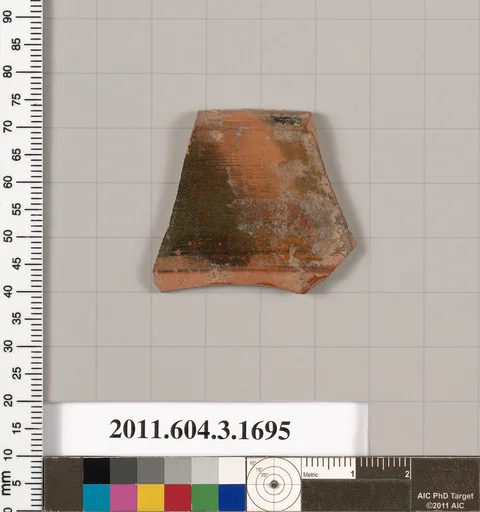 Terracotta rim fragment of a kylix: Band cup (drinking cup)