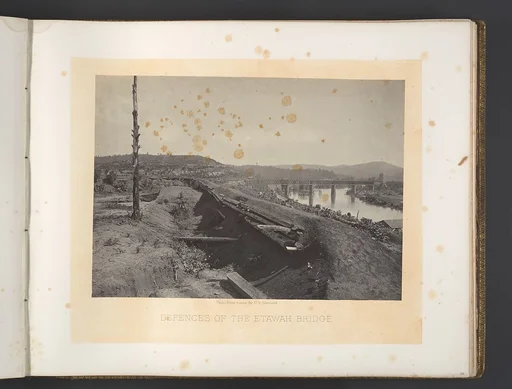 Defences of the Etawah Bridge