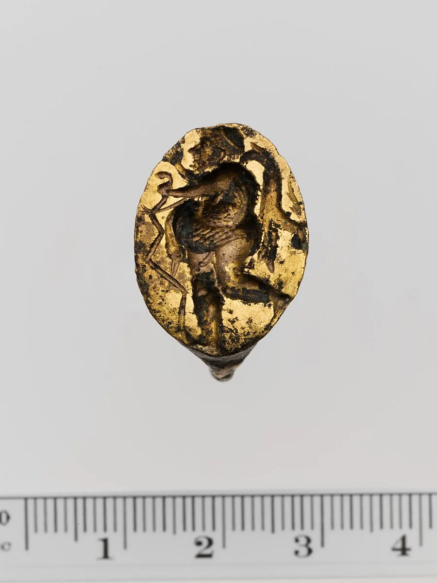 Gilt bronze ring — Unknown