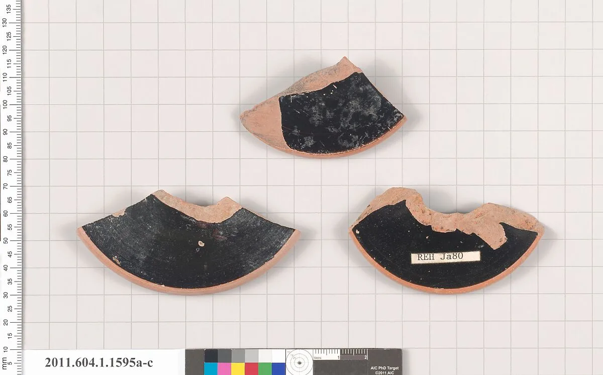 Terracotta fragments of kylikes (drinking cups) — Unknown