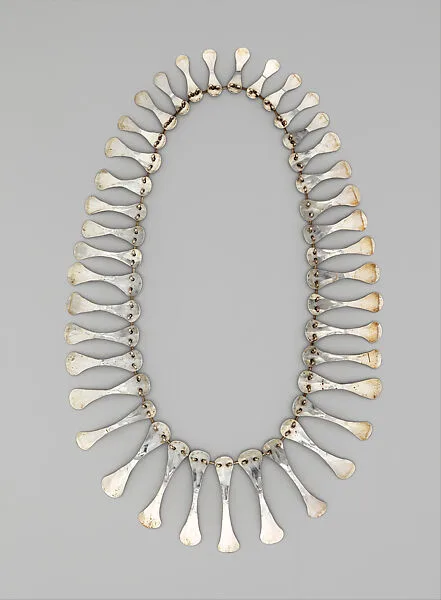 Necklace — Alexander Calder