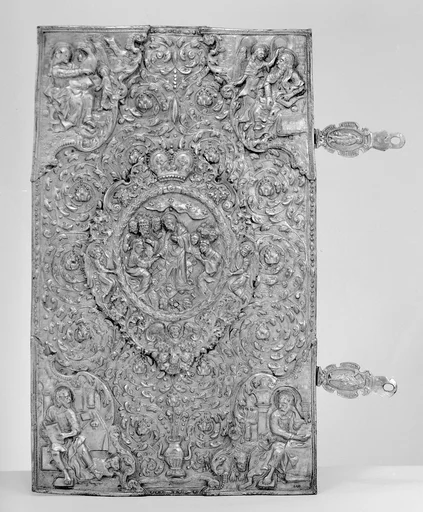 Gospels cover