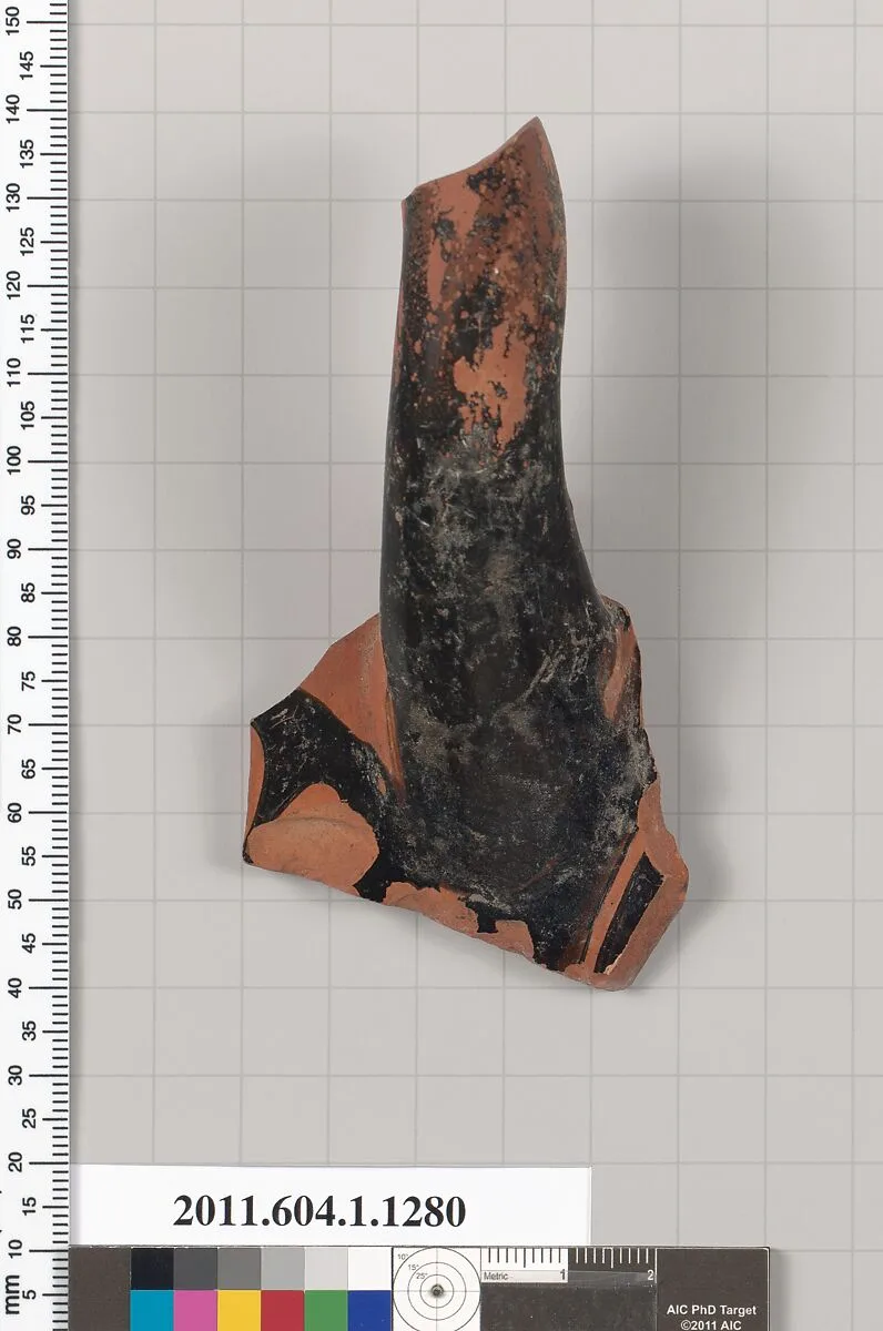 Terracotta fragment of kylix (drinking cup) — Unknown