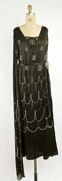 Evening dress — House of Drécoll