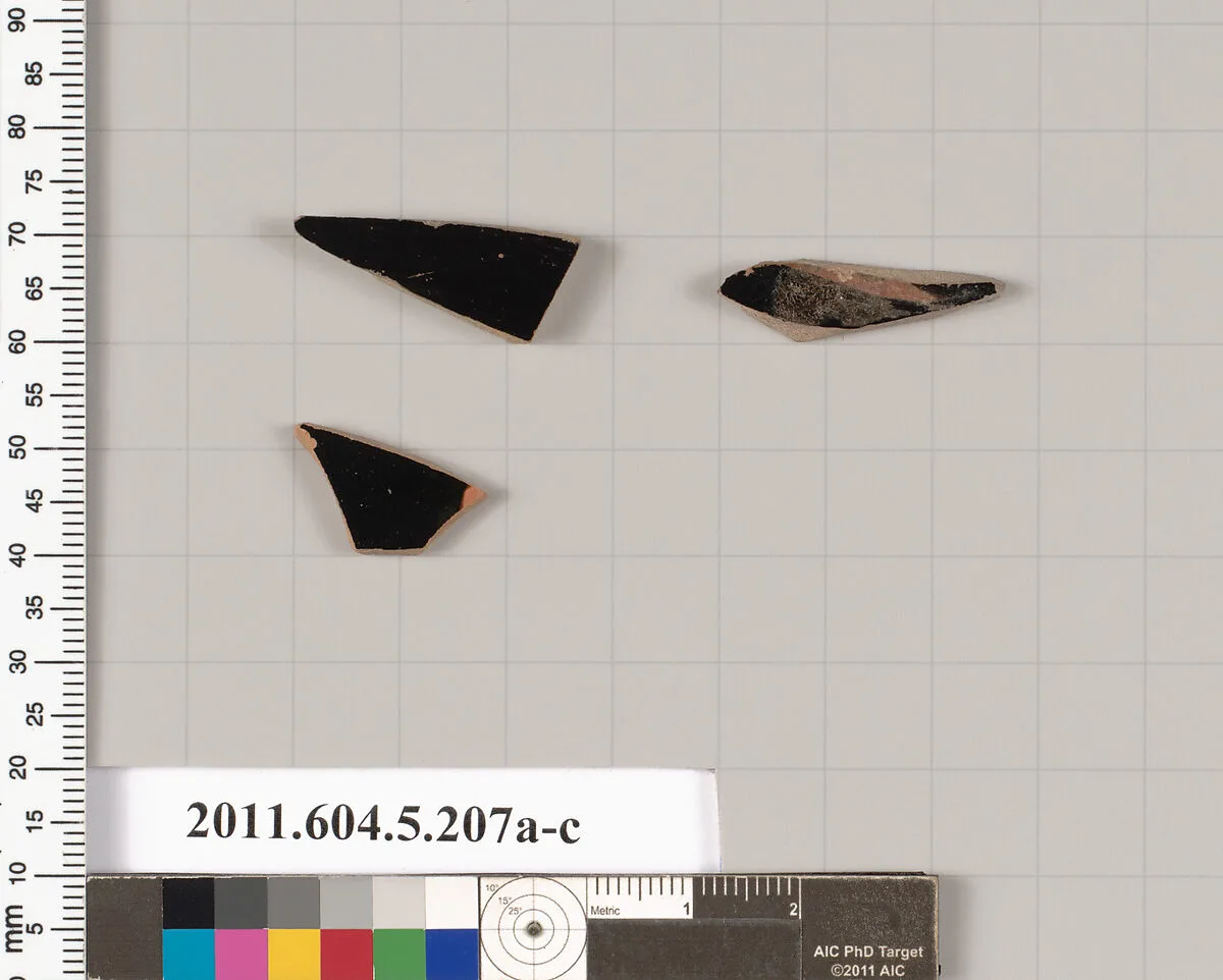 Terracotta fragments of kylikes (drinking cups) — Unknown